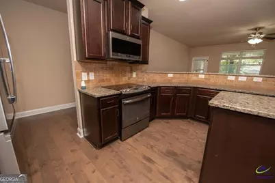 212 Chrisopher Luke Circle, Perry, GA 31069 - Photo 13