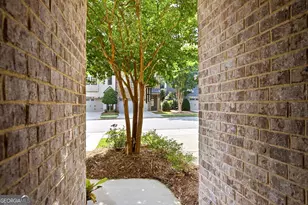 2538 Skyland Dr NE, Brookhaven, GA 30319 - Photo 3