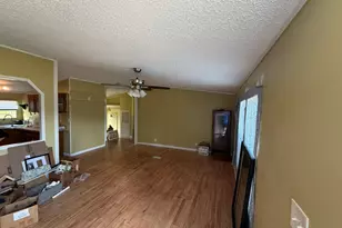 833 Twin Oaks Rd, Williamson, GA 30292 - Photo 3
