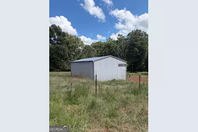 219 Rogers Circle, Barnesville, GA 30204 - Photo 5