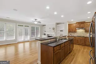 1262 Brickton Dr NW, Atlanta, GA 30318 - Photo 11
