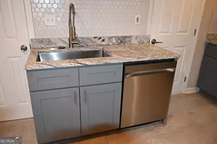 1923 Thompson Ave, Atlanta, GA 30344 - Photo 27