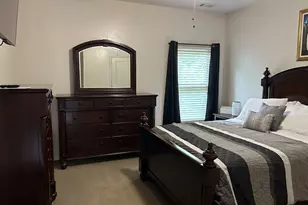 2215 Collins Ridge Dr, Atlanta, GA 30318 - Photo 15