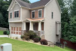 2215 Collins Ridge Dr, Atlanta, GA 30318 - Photo 3