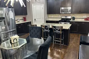 2215 Collins Ridge Dr, Atlanta, GA 30318 - Photo 7