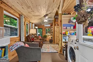 190 26th St, Ellijay, GA 30540 - Photo 9