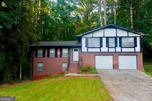5122 Martindale Ln, Stone Mountain, GA 30088 - Photo 1