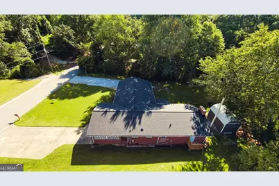 156 Lakeshore Drive, Braselton, GA 30517 - Photo 3