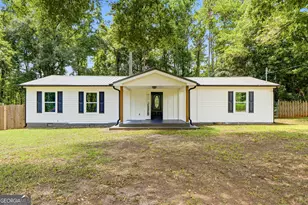 900 Swint Rd, Griffin, GA 30224 - Photo 1