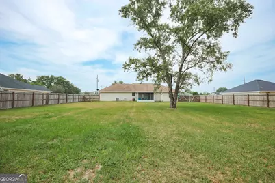 4063 Meadow Circle, Blackshear, GA 31516 - Photo 5