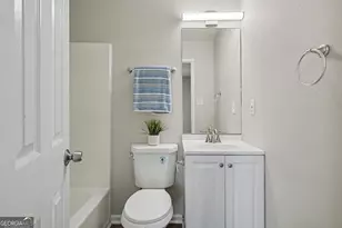 637 Hunting Creek Ln SE, Conyers, GA 30013 - Photo 27