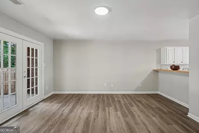 637 Hunting Creek Lane SE, Conyers, GA 30013 - Photo 11