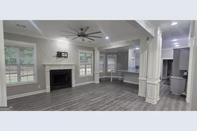 5715 Southcrest Lane, Lithonia, GA 30038 - Photo 7