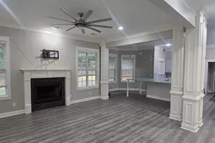 5715 Southcrest Ln, Lithonia, GA 30038 - Photo 7
