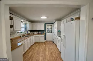 6 Terry St, Rossville, GA 30741 - Photo 3
