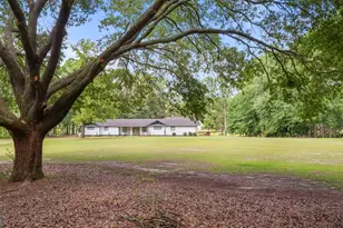 130 Austin Ct, Jesup, GA 31545 - Photo 1