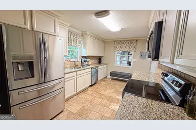 11 Edgewater Court, Griffin, GA 30223 - Photo 39