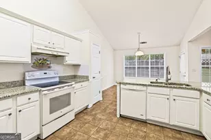 3245 Chandon Ln, Lawrenceville, GA 30044 - Photo 5