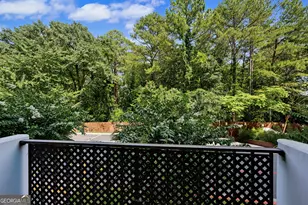 300 Johnson Ferry Road NE, Atlanta, GA 30328 - Photo 11