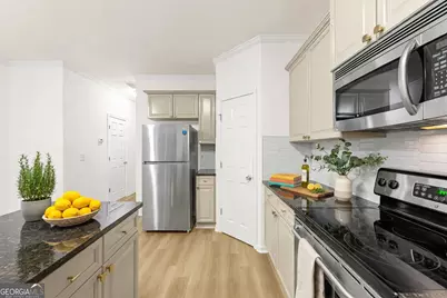 1488 Liberty Parkway NW, Atlanta, GA 30318 - Photo 7