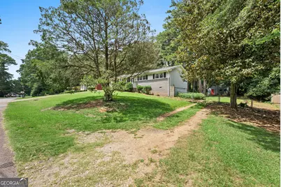 900 Carlton Drive SE, Conyers, GA 30094 - Photo 3