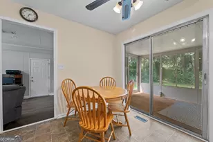900 Carlton Dr SE, Conyers, GA 30094 - Photo 15
