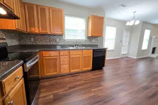 3102 Jonesboro St, Ellenwood, GA 30294 - Photo 9