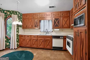 612 Tom Smith Rd SW, Lilburn, GA 30047 - Photo 13