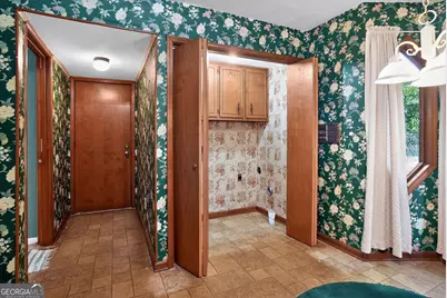 612 Tom Smith Road SW, Lilburn, GA 30047 - Photo 33