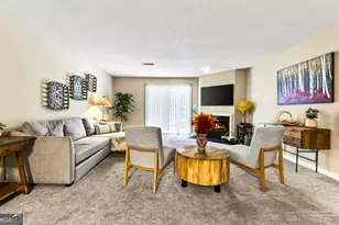 825 Ridgefield Dr, Peachtree City, GA 30269 - Photo 9