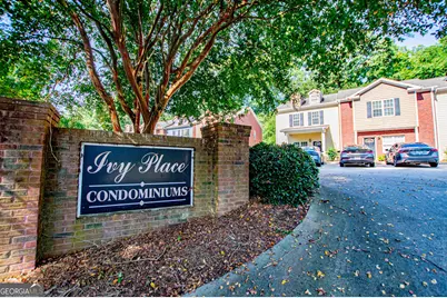 145 Bowen Street #B4, Carrollton, GA 30117 - Photo 3