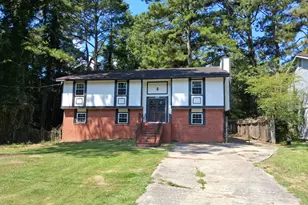 9109 Sterling Ridge Ln, Jonesboro, GA 30238 - Photo 1