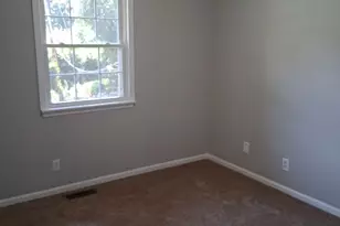 9109 Sterling Ridge Ln, Jonesboro, GA 30238 - Photo 15