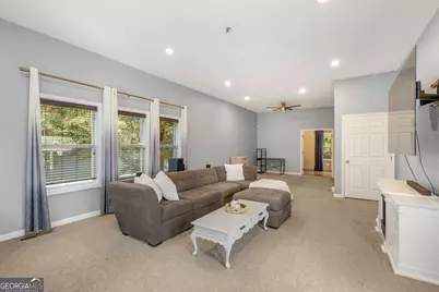 761 Wilkes Drive, Loganville, GA 30052 - Photo 5