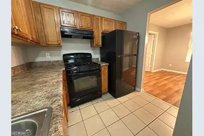 610 Waynes Court SE, Atlanta, GA 30354 - Photo 9