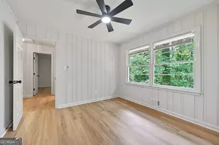 2529 Riggs Dr, East Point, GA 30344 - Photo 15