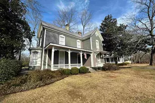 205 N 2nd St, Madison, GA 30650 - Photo 31