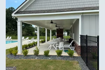402 Sweetwood Court, Lagrange, GA 30241 - Photo 3