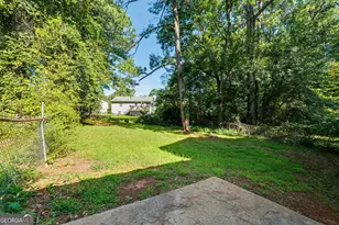 576 Dove Tail Ct SE, Conyers, GA 30013 - Photo 3