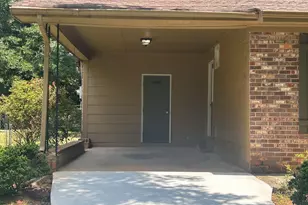 1020 Tuxedo Ln, Watkinsville, GA 30677 - Photo 3
