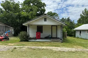 5611 Cottondale Ave, Eastman, GA 31023 - Photo 1
