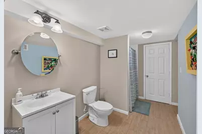 1882 Cambria Avenue NW, Atlanta, GA 30318 - Photo 9