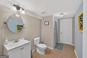 1882 Cambria Ave NW, Atlanta, GA 30318 - Photo 9