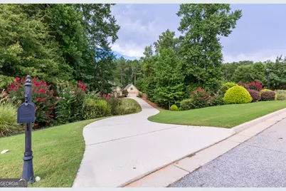 201 Rocky Bay Lane, Senoia, GA 30276 - Photo 3