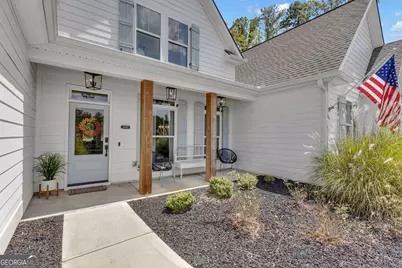 215 Greyfairs Avenue, Senoia, GA 30276 - Photo 5