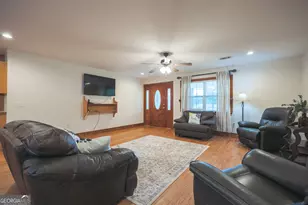 1325 Joe Knox Bridge Rd, Nahunta, GA 31553 - Photo 11