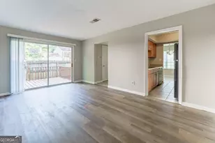 2611 Stratford Ln, Morrow, GA 30260 - Photo 15