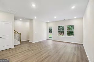 7856 Marie Wy, Fairburn, GA 30213 - Photo 3