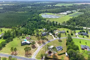 194 Forest Ave, Baxley, GA 31513 - Photo 9