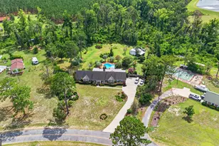 194 Forest Ave, Baxley, GA 31513 - Photo 3